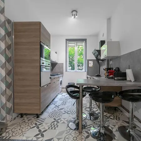 Le Gacon - Centre Apartment