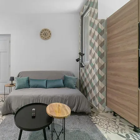 Le Gacon - Centre Apartment *